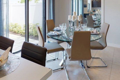 Adosado en venta en Miami, Florida, 3 dormitorios, 138 m2 № 73112 - foto 1