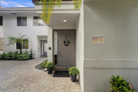 Copropriété à vendre à Plantation, Floride: 1 chambre, 98.38 m2 № 2426133 - photo 17