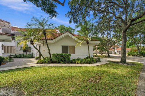 Copropriété à vendre à Plantation, Floride: 1 chambre, 98.38 m2 № 2426133 - photo 22