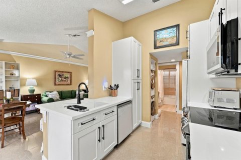Copropriété à vendre à Plantation, Floride: 1 chambre, 98.38 m2 № 2426133 - photo 3