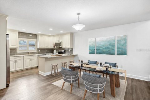 Townhouse in Seminole, Florida 2 bedrooms, 133.78 sq.m. № 1884646 - photo 7