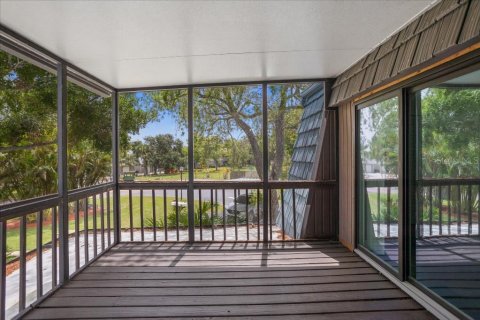 Townhouse in Seminole, Florida 2 bedrooms, 133.78 sq.m. № 1884646 - photo 16