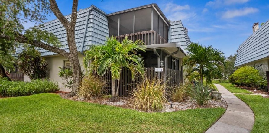 Townhouse in Seminole, Florida 2 bedrooms, 133.78 sq.m. № 1884646