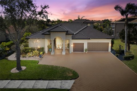 Casa en venta en Bradenton, Florida, 4 dormitorios, 291.81 m2 № 1514321 - foto 1