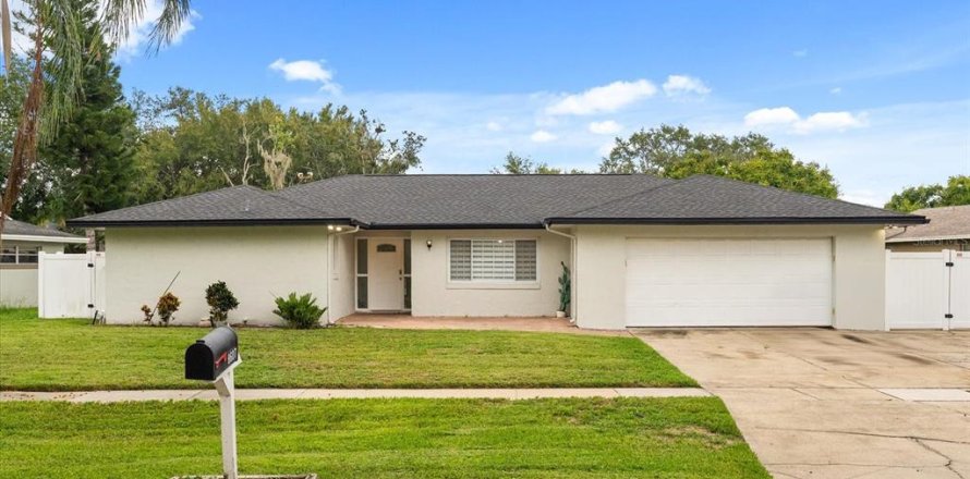 Casa en Orlando, Florida 4 dormitorios, 176.89 m2 № 1898868