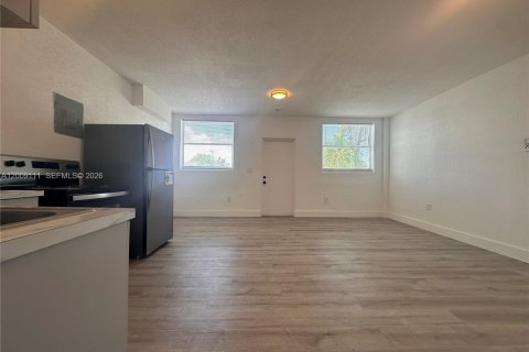 Apartment in Miami, Florida 37.16 sq.m. № 2089911 - photo 17