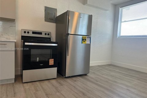 Apartment in Miami, Florida 37.16 sq.m. № 2089911 - photo 24
