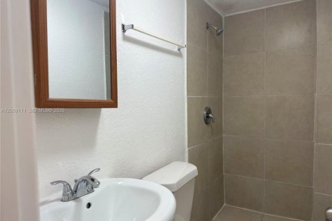 Apartment in Miami, Florida 37.16 sq.m. № 2089911 - photo 20