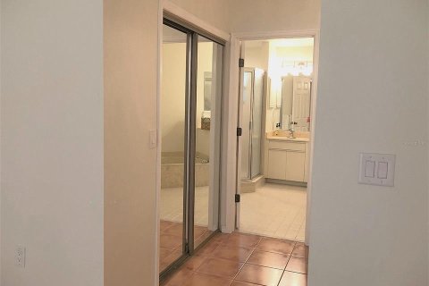Снять в аренду кондоминиум в Сарасота, Флорида 5 комнат, 159.05м2, № 2208504 - фото 22