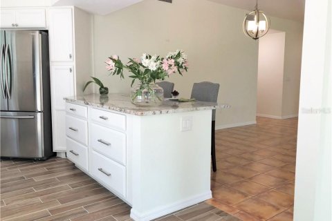 Снять в аренду кондоминиум в Сарасота, Флорида 5 комнат, 159.05м2, № 2208504 - фото 10