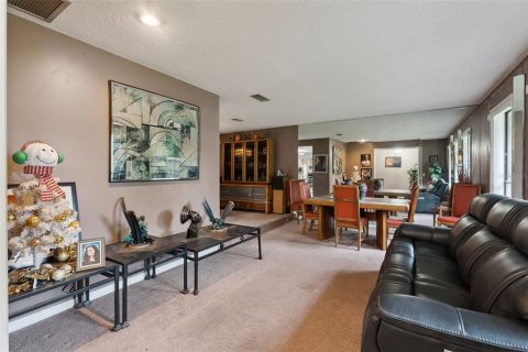 Casa en venta en Orlando, Florida, 4 dormitorios, 202.34 m2 № 2198794 - foto 7