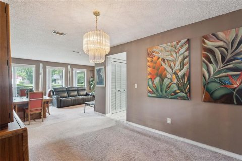 Casa en venta en Orlando, Florida, 4 dormitorios, 202.34 m2 № 2198794 - foto 11