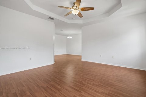 Townhouse in Miramar, Florida 4 bedrooms, 203.46 sq.m. № 1684172 - photo 20
