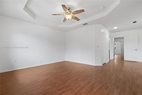 Townhouse in Miramar, Florida 4 bedrooms, 203.46 sq.m. № 1684172 - photo 19