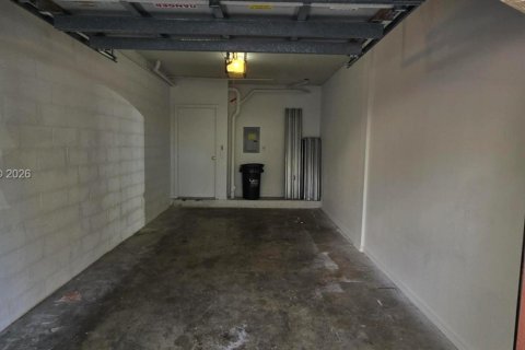 Condo in Miramar, Florida, 3 bedrooms  № 2003833 - photo 21