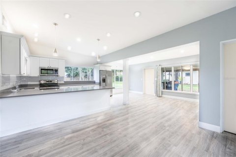 Villa ou maison à vendre à Winter Park, Floride: 3 chambres, 101.08 m2 № 2106448 - photo 2