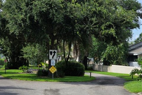 Condo in Altamonte Springs, Florida, 3 bedrooms № 2283966 - photo 3