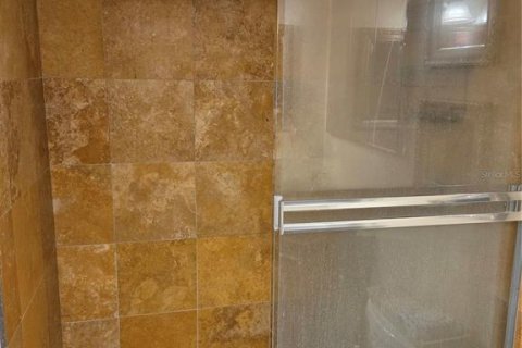 Condo in Altamonte Springs, Florida, 3 bedrooms № 2283966 - photo 16