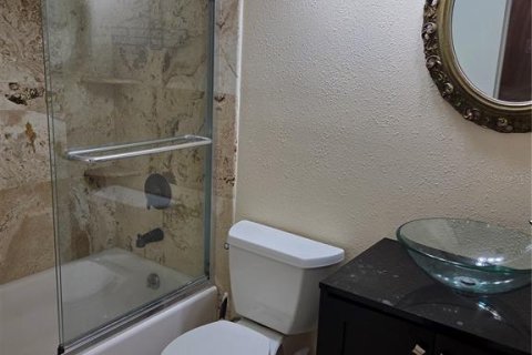 Condo in Altamonte Springs, Florida, 3 bedrooms № 2283966 - photo 26