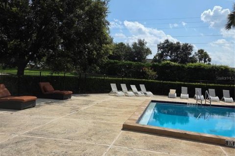 Condo in Altamonte Springs, Florida, 3 bedrooms № 2283966 - photo 30