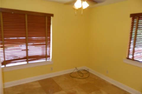 Condo in Altamonte Springs, Florida, 3 bedrooms № 2283966 - photo 17