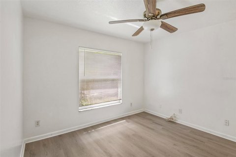 Casa en venta en Tampa, Florida, 3 dormitorios, 114.27 m2 № 2202454 - foto 14