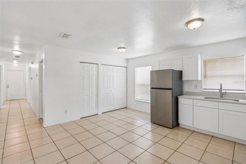 Casa en venta en Tampa, Florida, 3 dormitorios, 114.27 m2 № 2202454 - foto 9