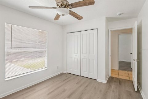 Casa en venta en Tampa, Florida, 3 dormitorios, 114.27 m2 № 2202454 - foto 13