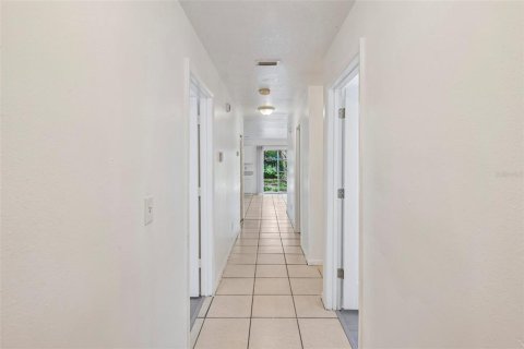 Casa en venta en Tampa, Florida, 3 dormitorios, 114.27 m2 № 2202454 - foto 22
