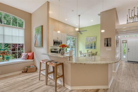 House in University Park, Florida 2 bedrooms, 149.48 sq.m. № 1903487 - photo 12