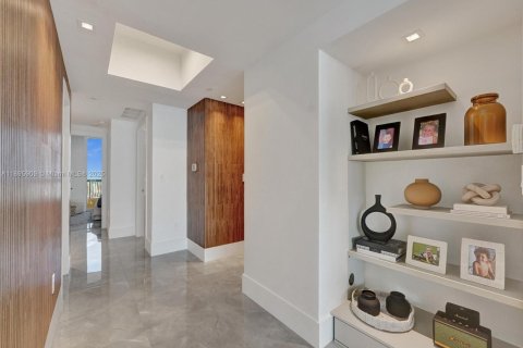 Copropriété à vendre à Sunny Isles Beach, Floride: 3 chambres, 205.69 m2 № 1950021 - photo 5