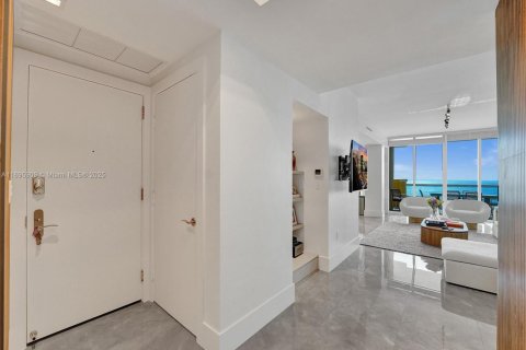 Copropriété à vendre à Sunny Isles Beach, Floride: 3 chambres, 205.69 m2 № 1950021 - photo 3
