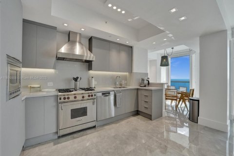 Copropriété à vendre à Sunny Isles Beach, Floride: 3 chambres, 205.69 m2 № 1950021 - photo 19