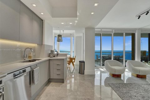 Copropriété à vendre à Sunny Isles Beach, Floride: 3 chambres, 205.69 m2 № 1950021 - photo 20