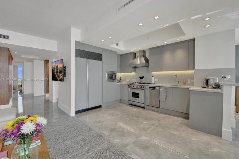 Copropriété à vendre à Sunny Isles Beach, Floride: 3 chambres, 205.69 m2 № 1950021 - photo 16