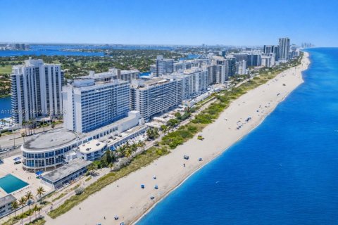 Купить кондоминиум в Майами-Бич, Флорида 37.16м2, № 2045046 - фото 25