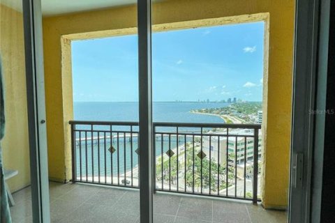 Condo in Tampa, Florida, 3 bedrooms  № 1782139 - photo 25