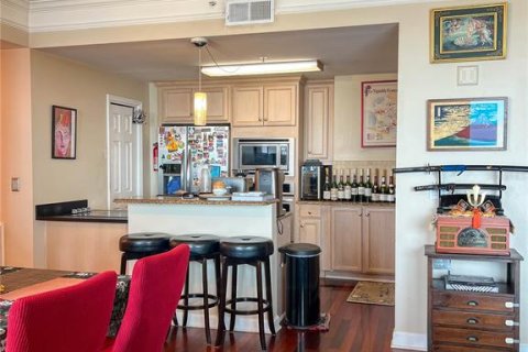 Condo in Tampa, Florida, 3 bedrooms  № 1782139 - photo 17
