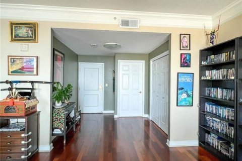 Condo in Tampa, Florida, 3 bedrooms  № 1782139 - photo 11