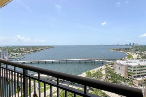 Condo in Tampa, Florida, 3 bedrooms  № 1782139 - photo 23