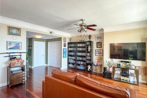 Condo in Tampa, Florida, 3 bedrooms  № 1782139 - photo 10