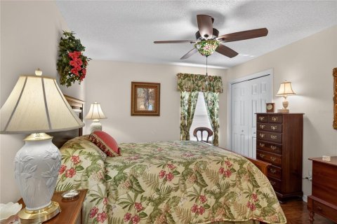 House in The Villages, Florida 3 bedrooms, 148.83 sq.m. № 2117445 - photo 27