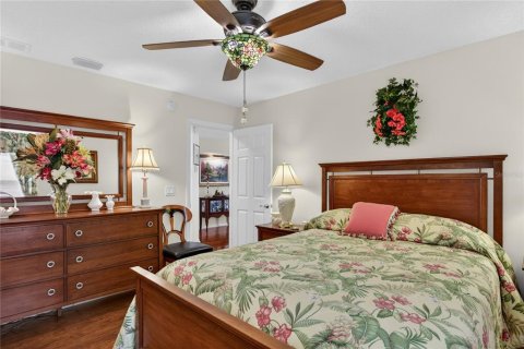 House in The Villages, Florida 3 bedrooms, 148.83 sq.m. № 2117445 - photo 28