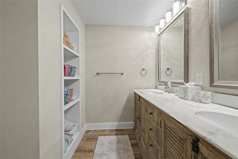Copropriété à louer à Sarasota, Floride: 2 chambres, 157.47 m2 № 2109997 - photo 28