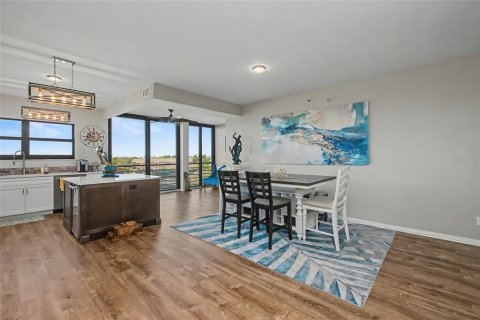 Copropriété à louer à Sarasota, Floride: 2 chambres, 157.47 m2 № 2109997 - photo 11
