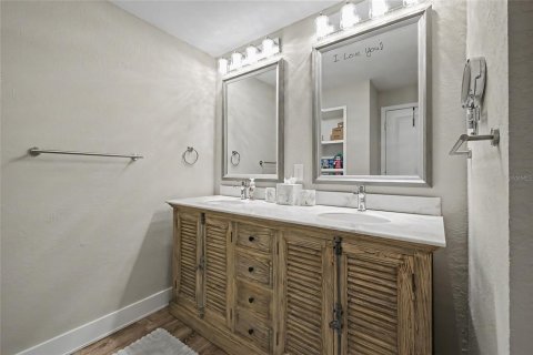 Copropriété à louer à Sarasota, Floride: 2 chambres, 157.47 m2 № 2109997 - photo 26