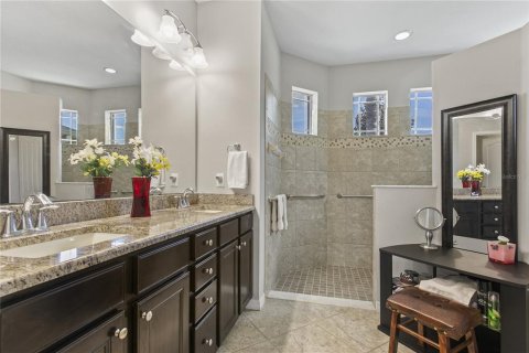 Купить виллу или дом в Сан-Антонио, Флорида 8 комнат, 182.27м2, № 2124636 - фото 15