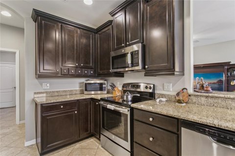 Купить виллу или дом в Сан-Антонио, Флорида 8 комнат, 182.27м2, № 2124636 - фото 18