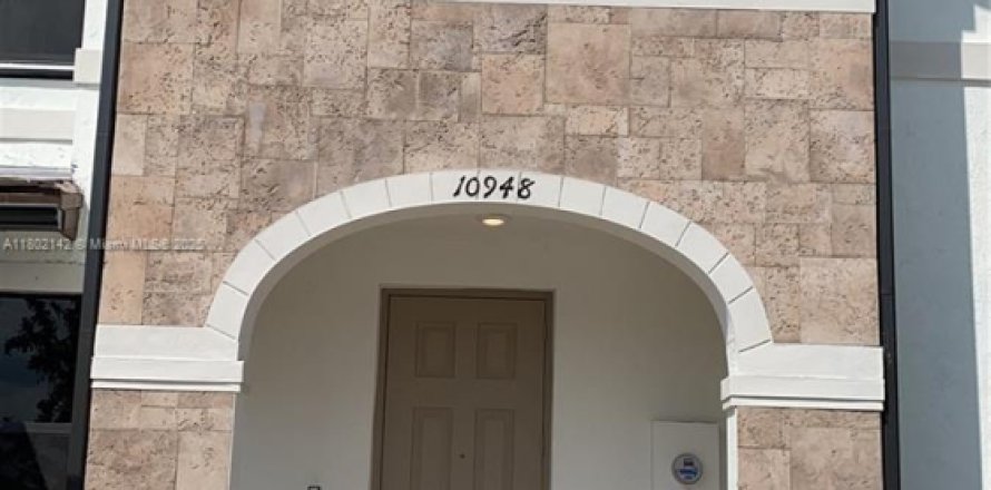 Villa ou maison à Hialeah, Floride 3 chambres, 131.18 m2 № 1739781