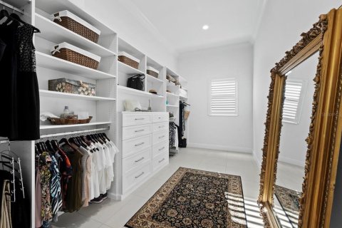 Купить виллу или дом в Сарасота, Флорида 8 комнат, 340.3м2, № 2398581 - фото 18